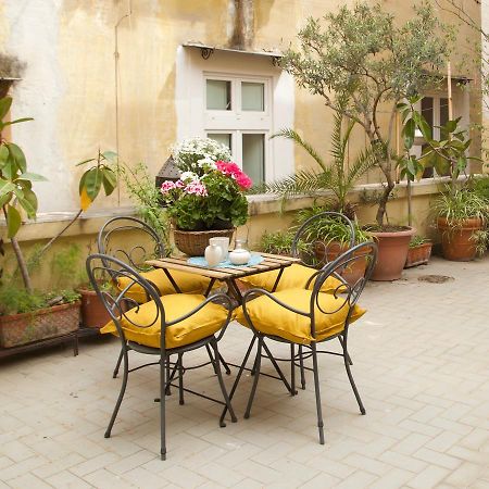 La Terrazza Di Dante Acomodação com café da manhã Nápoles Exterior foto