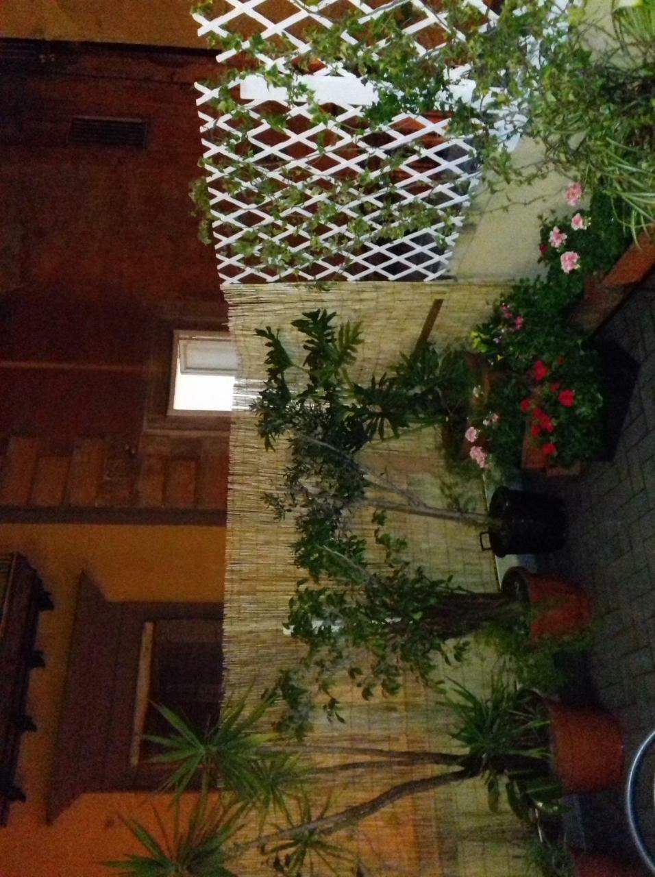 La Terrazza Di Dante Acomodação com café da manhã Nápoles Exterior foto